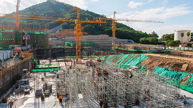 建筑劳务分包公司加盟代理：如何规避潜在风险**